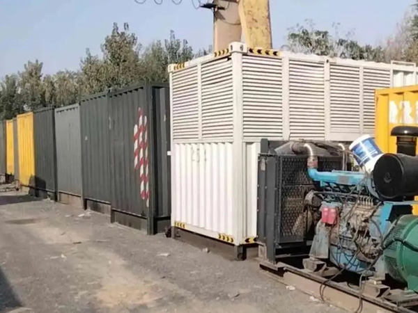 岷县200KW柴油发电机机组每小时油耗是多少？